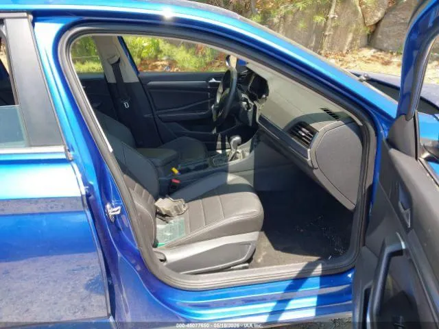 VOLKSWAGEN JETTA SE 2024