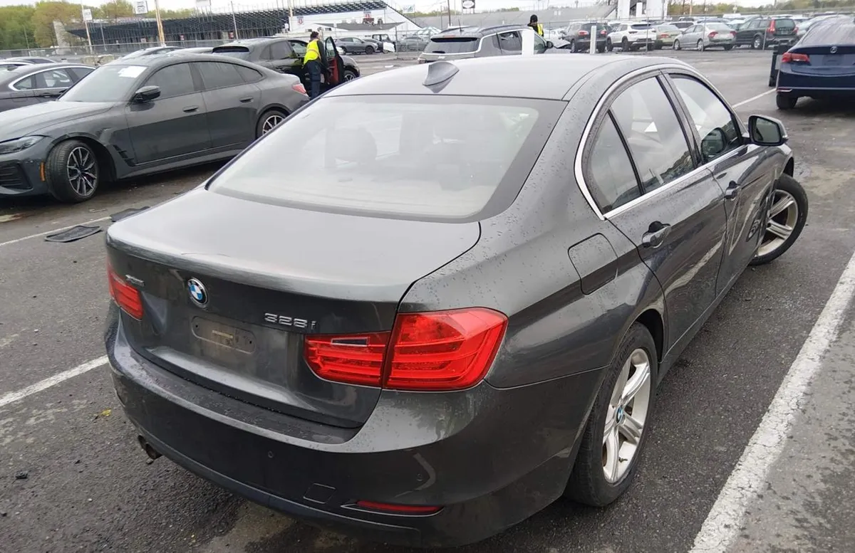 BMW 3 SERIES 3-SERIES F30 XDRIVE 2015