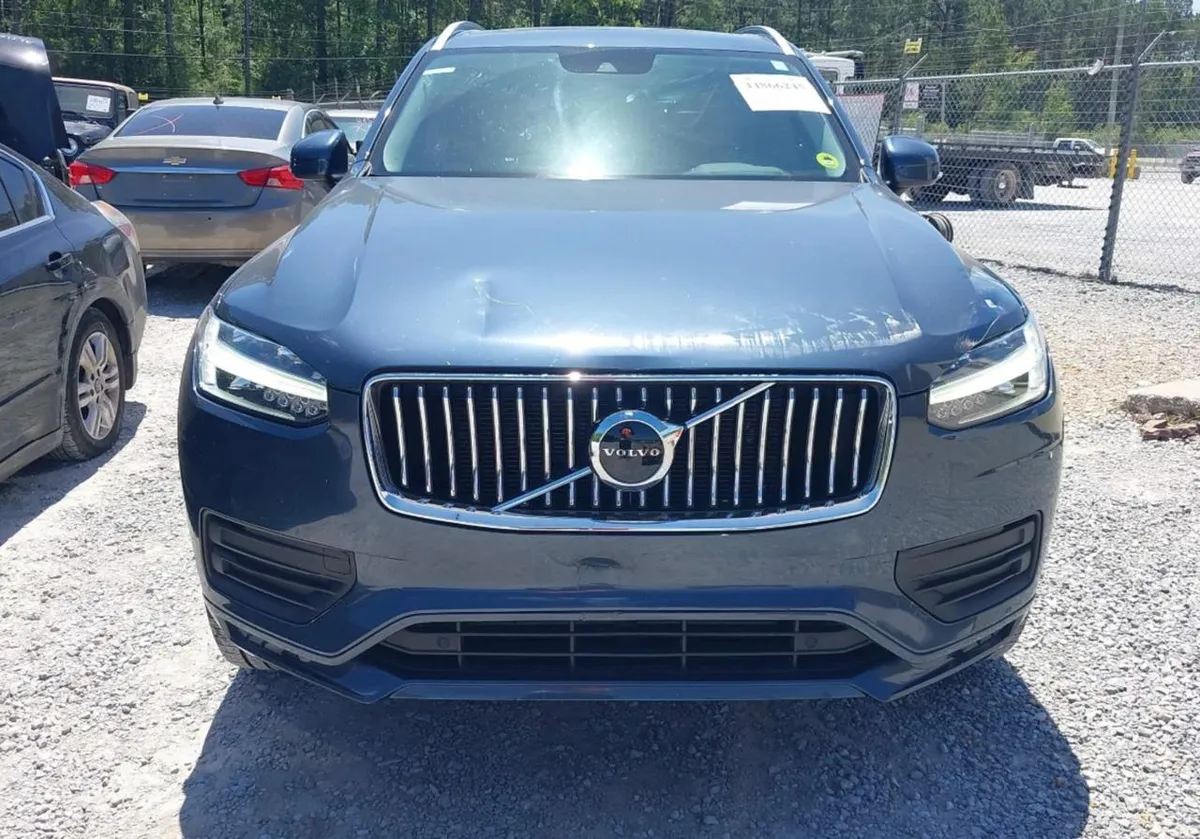VOLVO XC90 MOMENTUM 2020