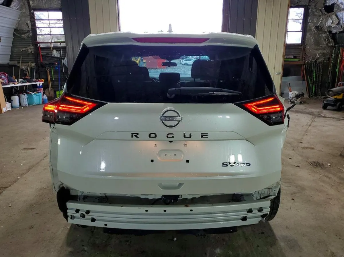 NISSAN ROGUE SV 2023