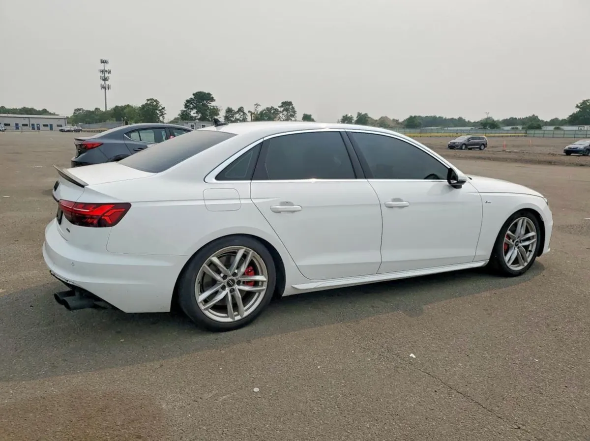 AUDI A4 PREMIUM PLUS 2022