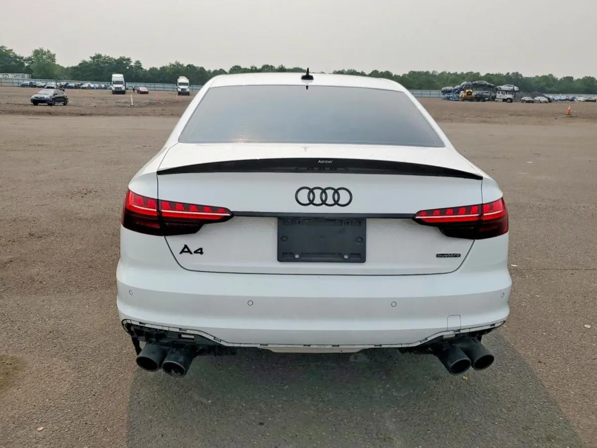 AUDI A4 PREMIUM PLUS 2022