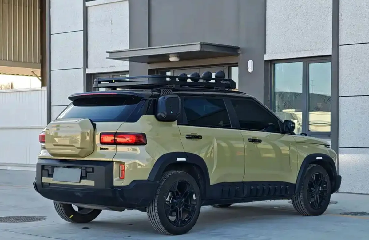 GEELY COWBOY 2024