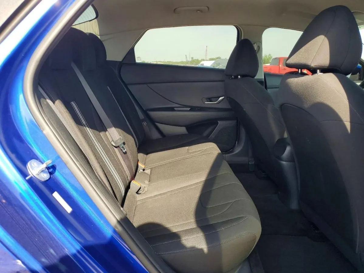 HYUNDAI ELANTRA SEL 2023