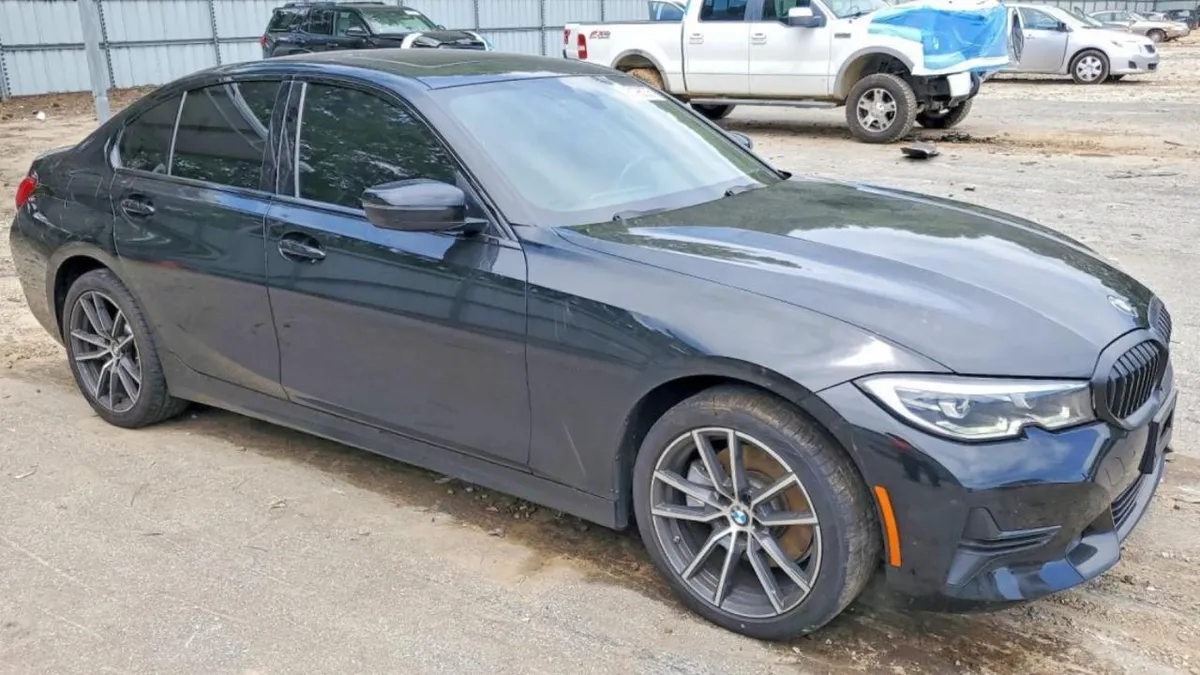 BMW 330XI 2019