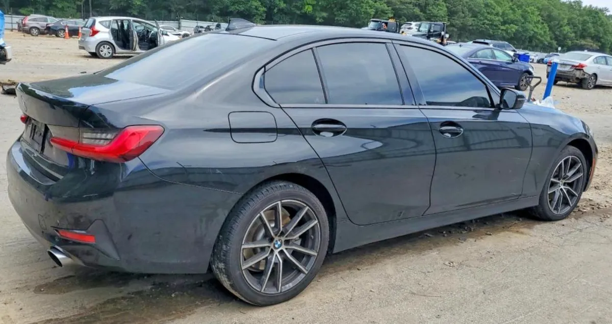 BMW 330XI 2019