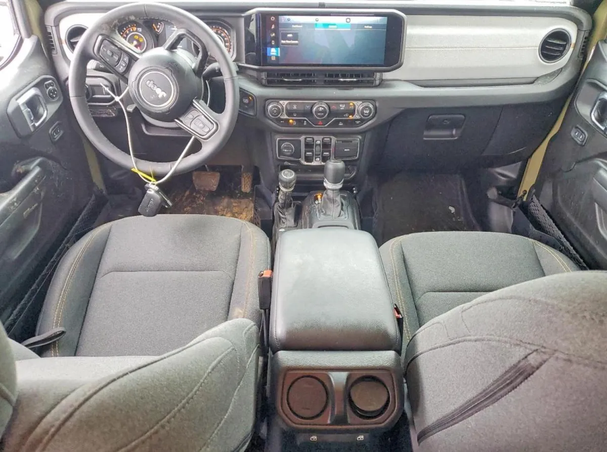 JEEP GLADIATOR SPORT 2025