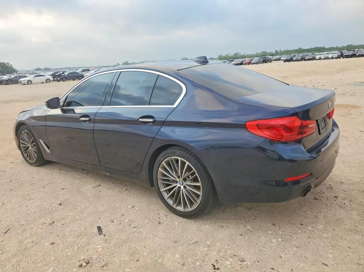 BMW 5 SERIES 5-SERIES G30 2017