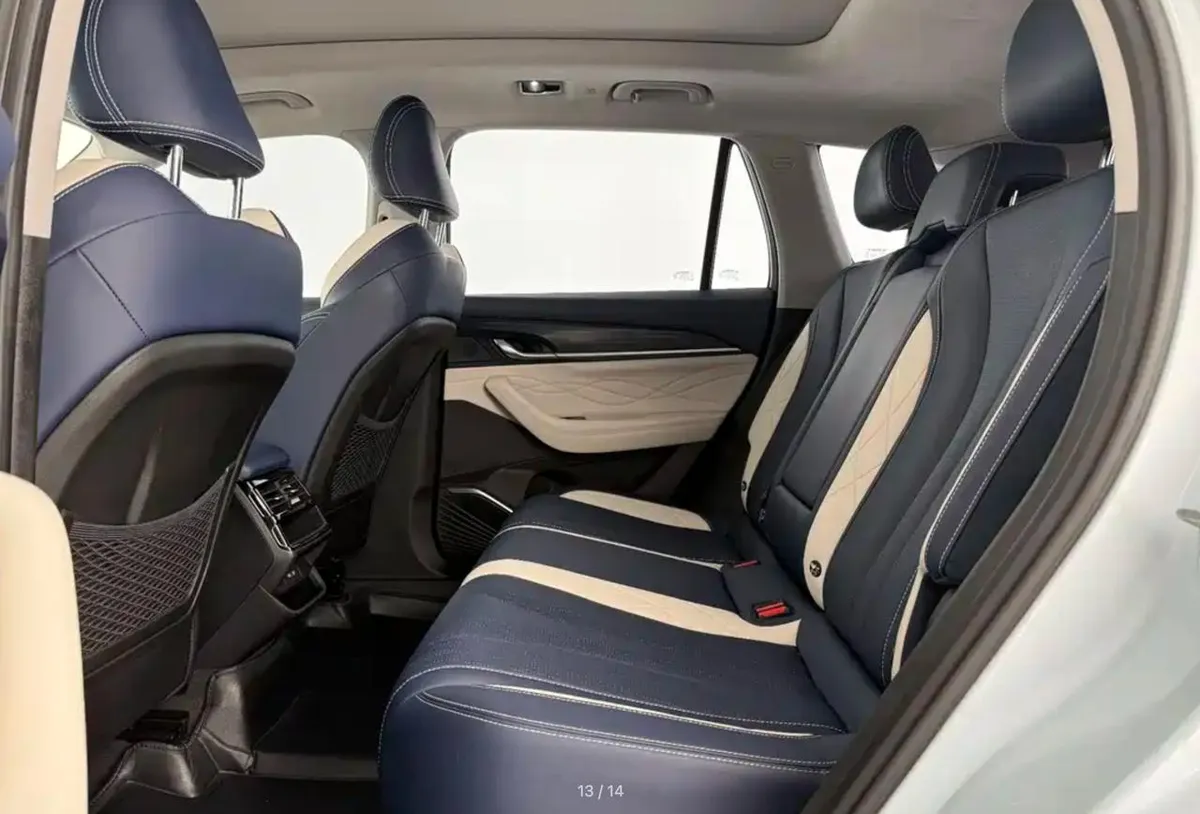 GEELY MONJARO 2022