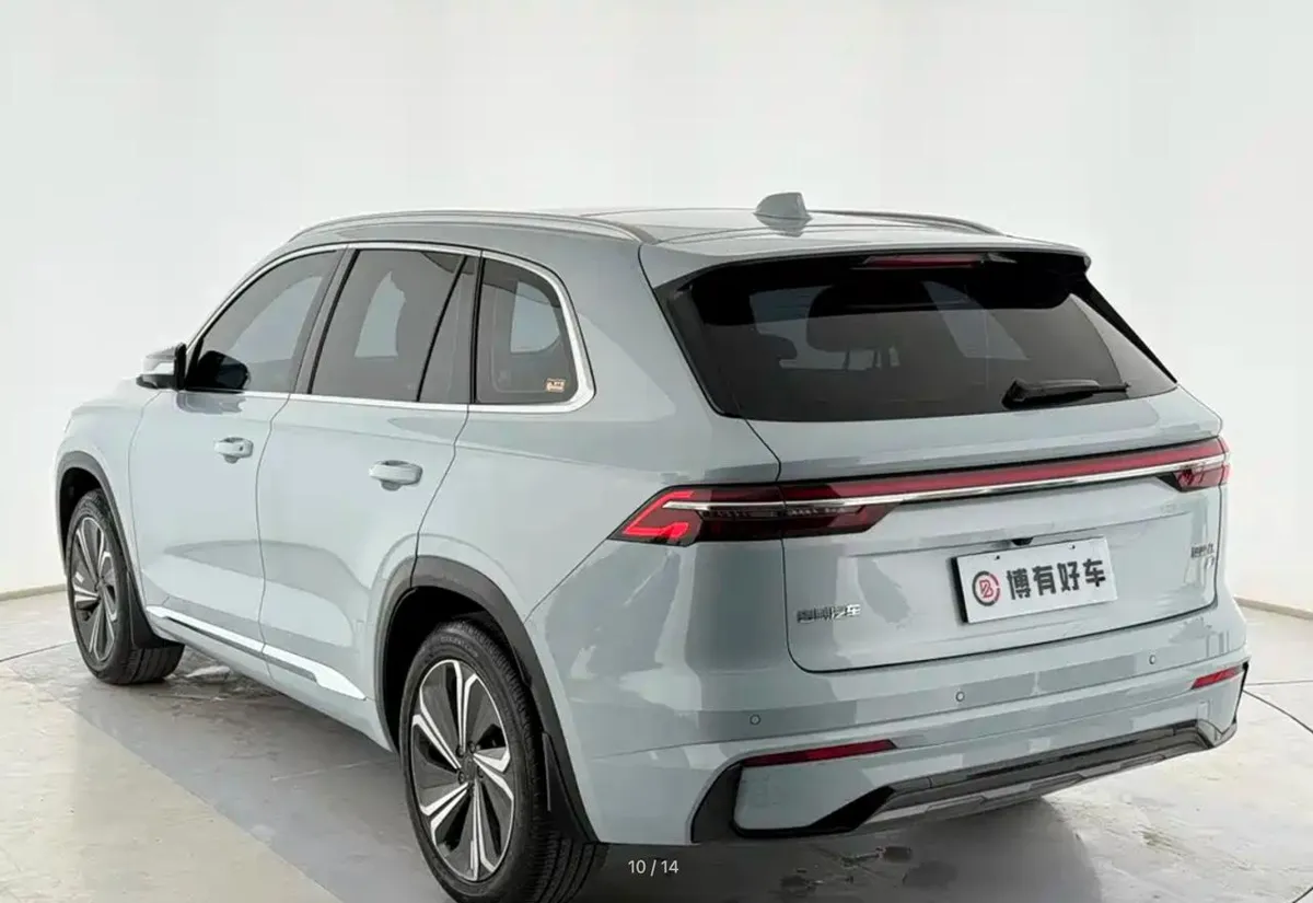 GEELY MONJARO 2022