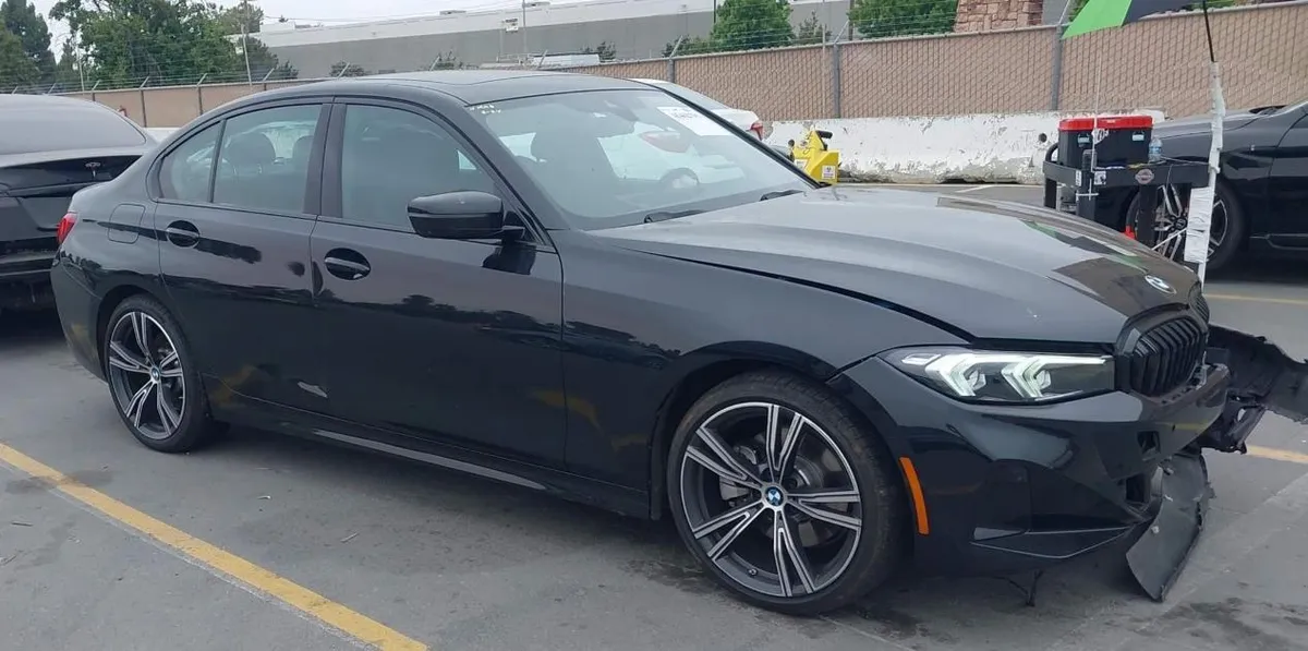 BMW 330I 2023