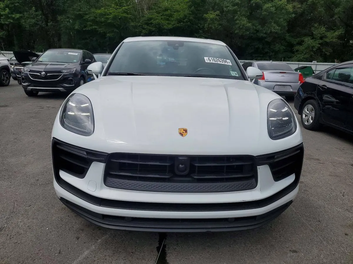 PORSCHE MACAN 2023
