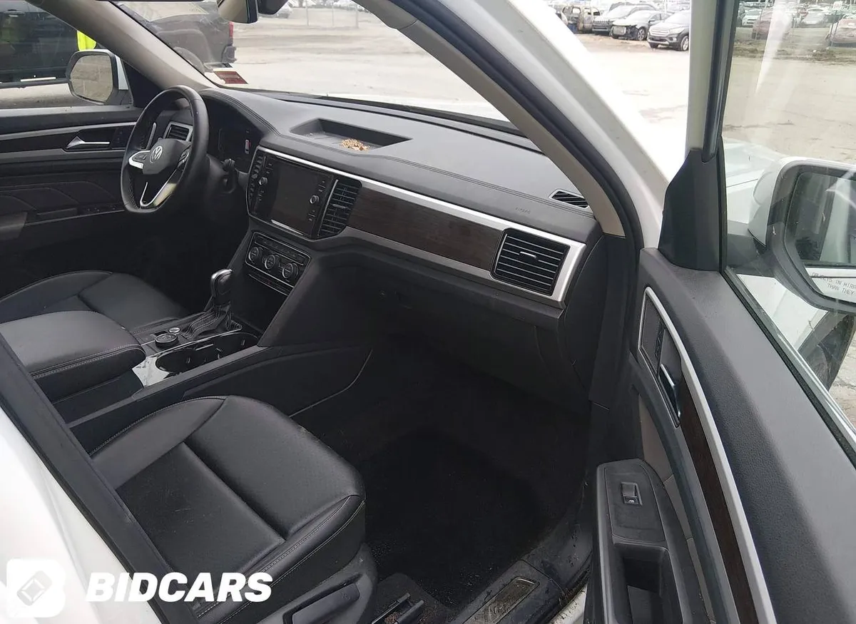 VOLKSWAGEN ATLAS 2.0T SE W/TECHNOLOGY 2021
