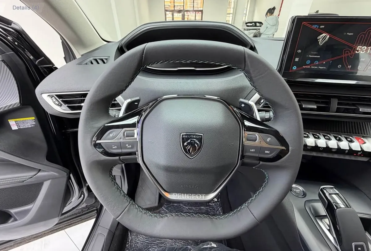 PEUGEOT 5008 LUXURY 2026