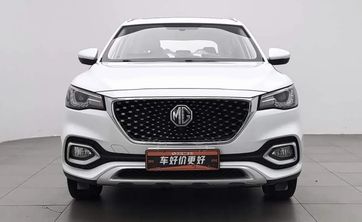 MG HS 20T LUXURY 2022