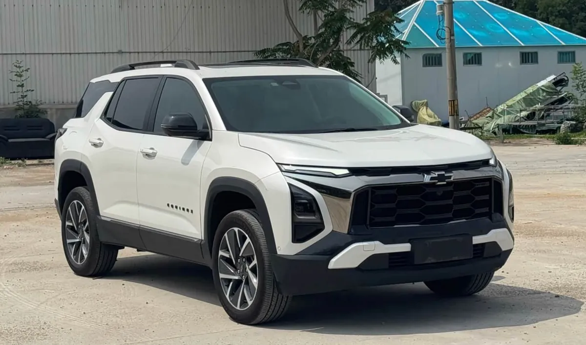 CHEVROLET EQUINOX PLUS 2025
