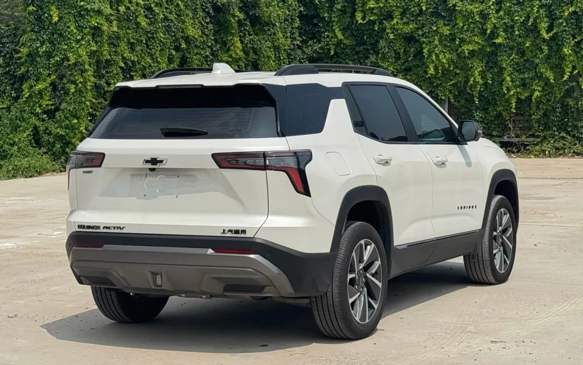 CHEVROLET EQUINOX PLUS 2025