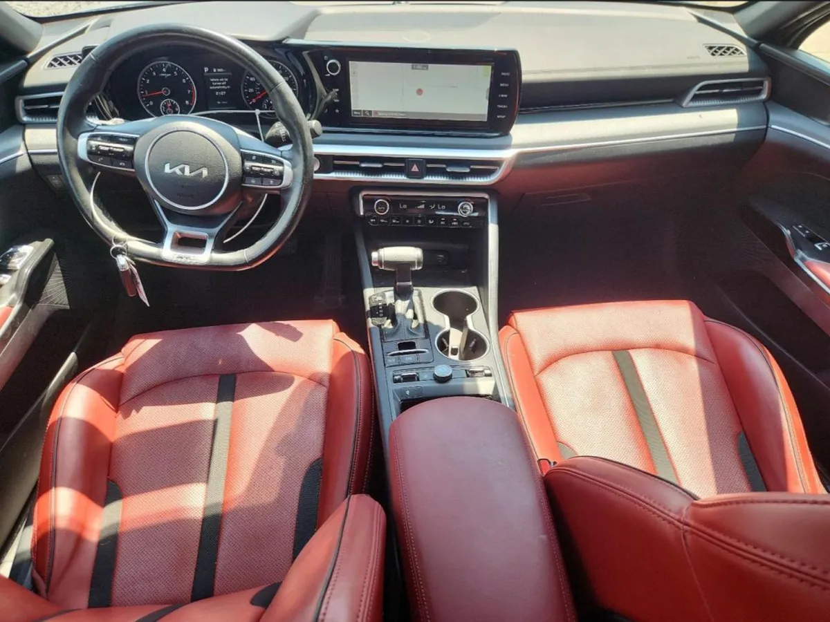 KIA K5 2023