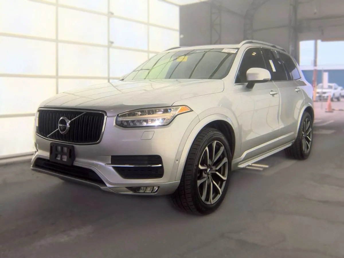 VOLVO XC90 T6 MOMENTUM 7-PASSENGER 2017