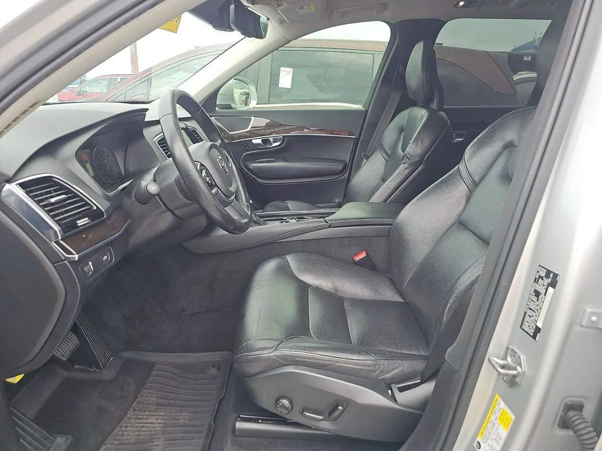 VOLVO XC90 T6 MOMENTUM 7-PASSENGER 2017