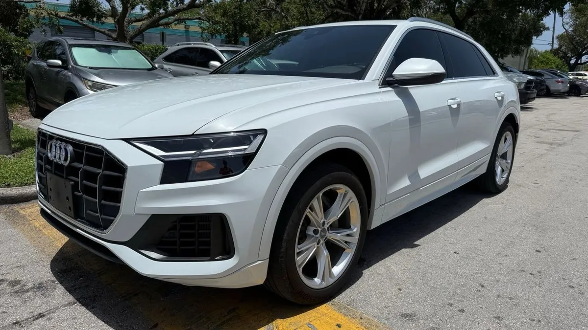 AUDI Q8 PREMIUM 2019