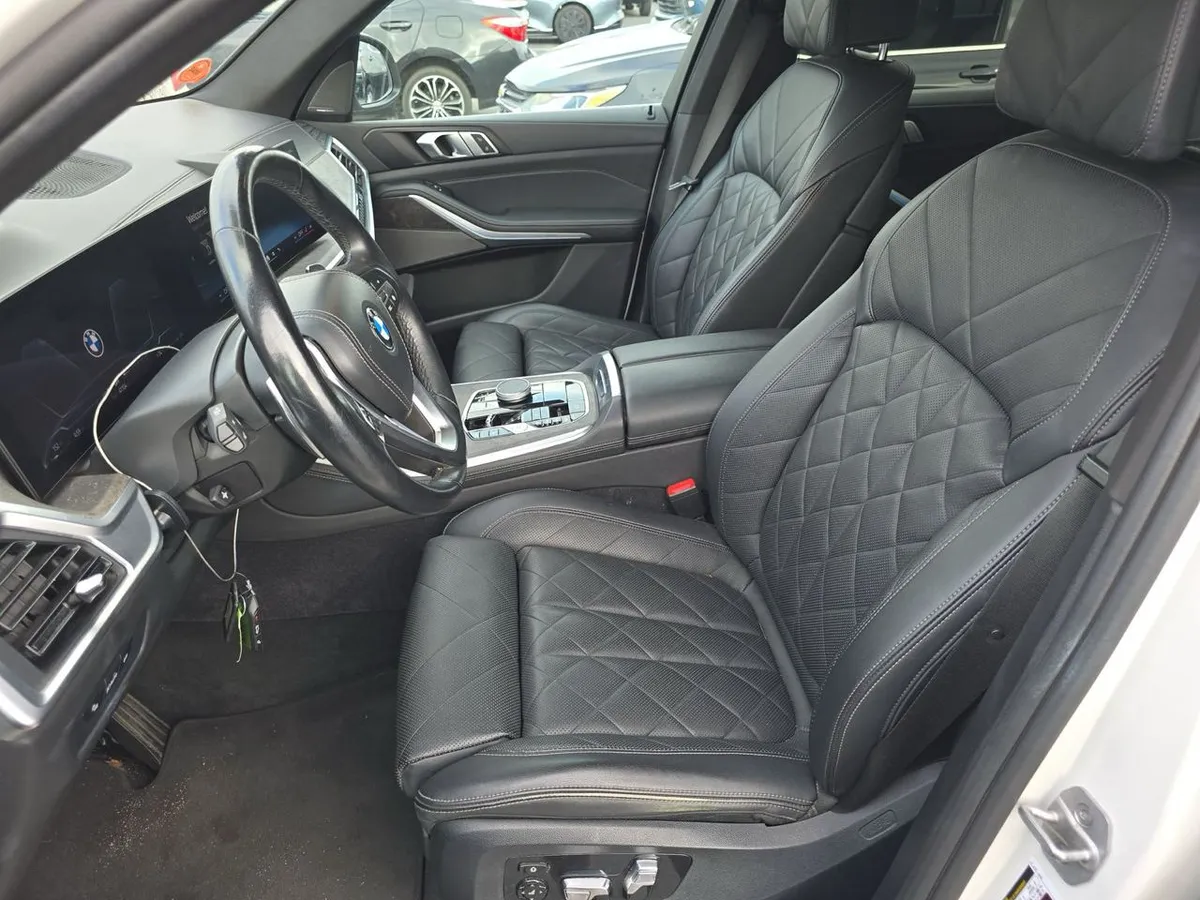 BMW X5 SPORTS ACTIVITY VEHICLE 2024