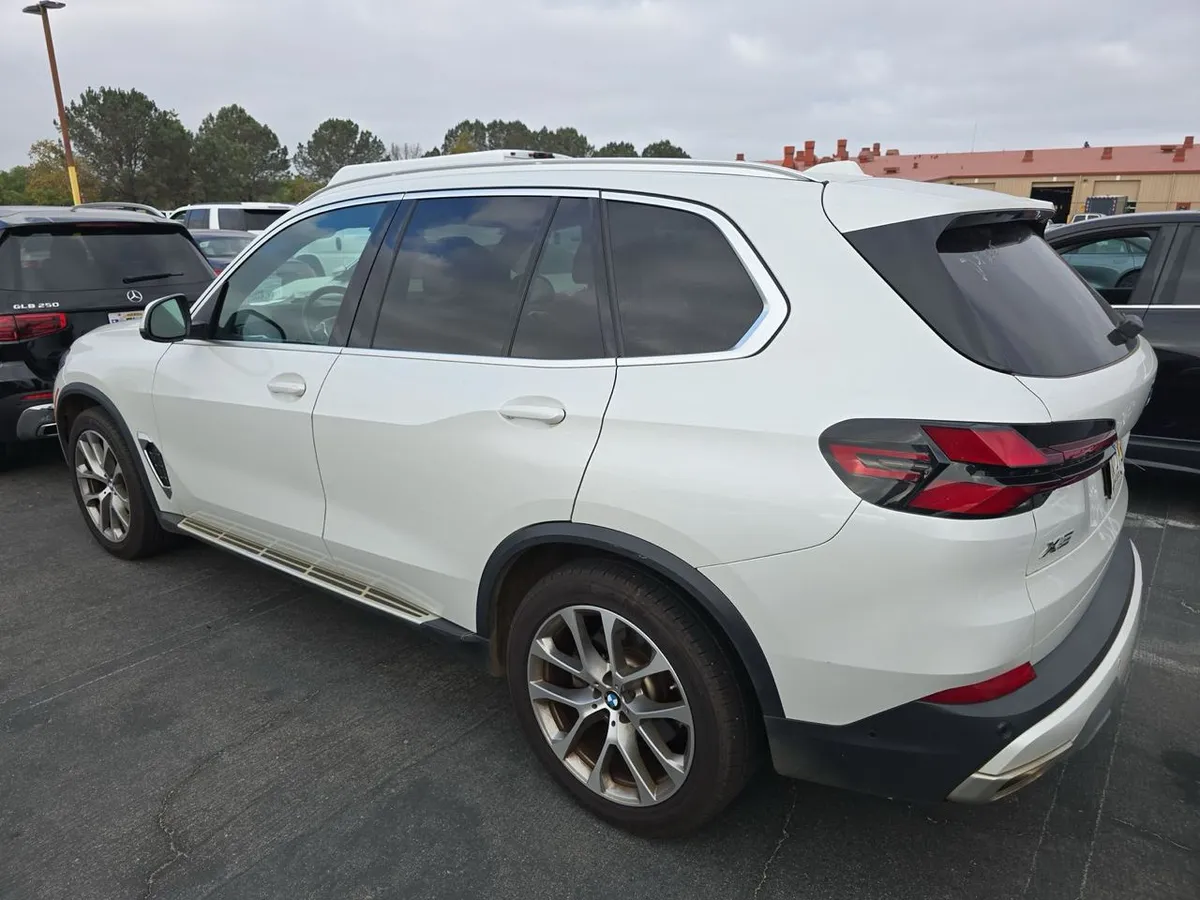 BMW X5 SPORTS ACTIVITY VEHICLE 2024