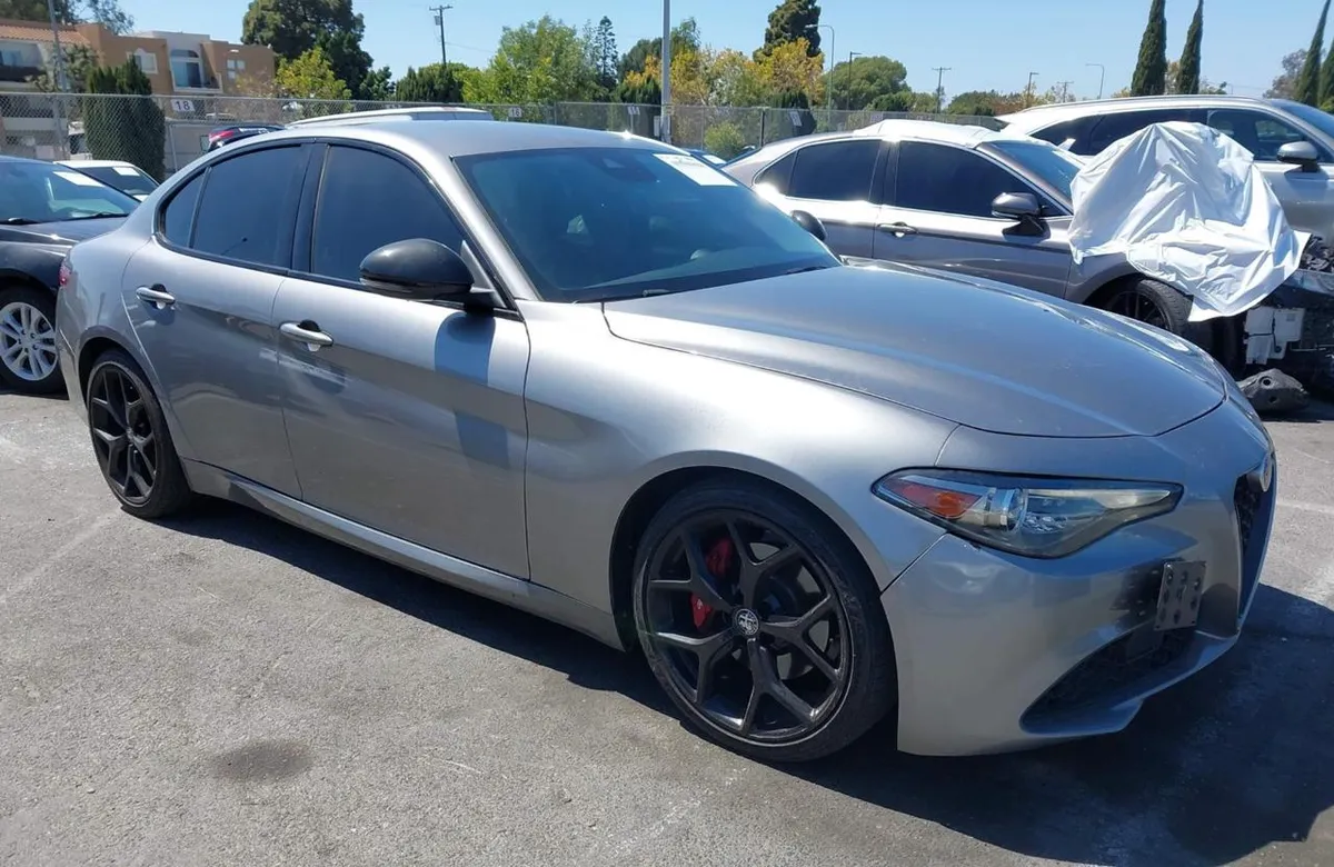ALFA ROMEO GIULIA 2020