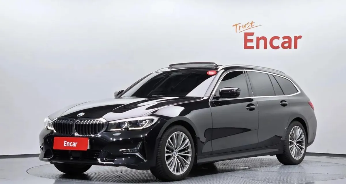 BMW 3 SERIES LUXURY LINE (ХРОМ-ПАКЕТ ПАНОРАМНЫЙ ЛЮК ЭЛЕГАНТНЫЙ КОЖАНЫЙ САЛОН) 2022