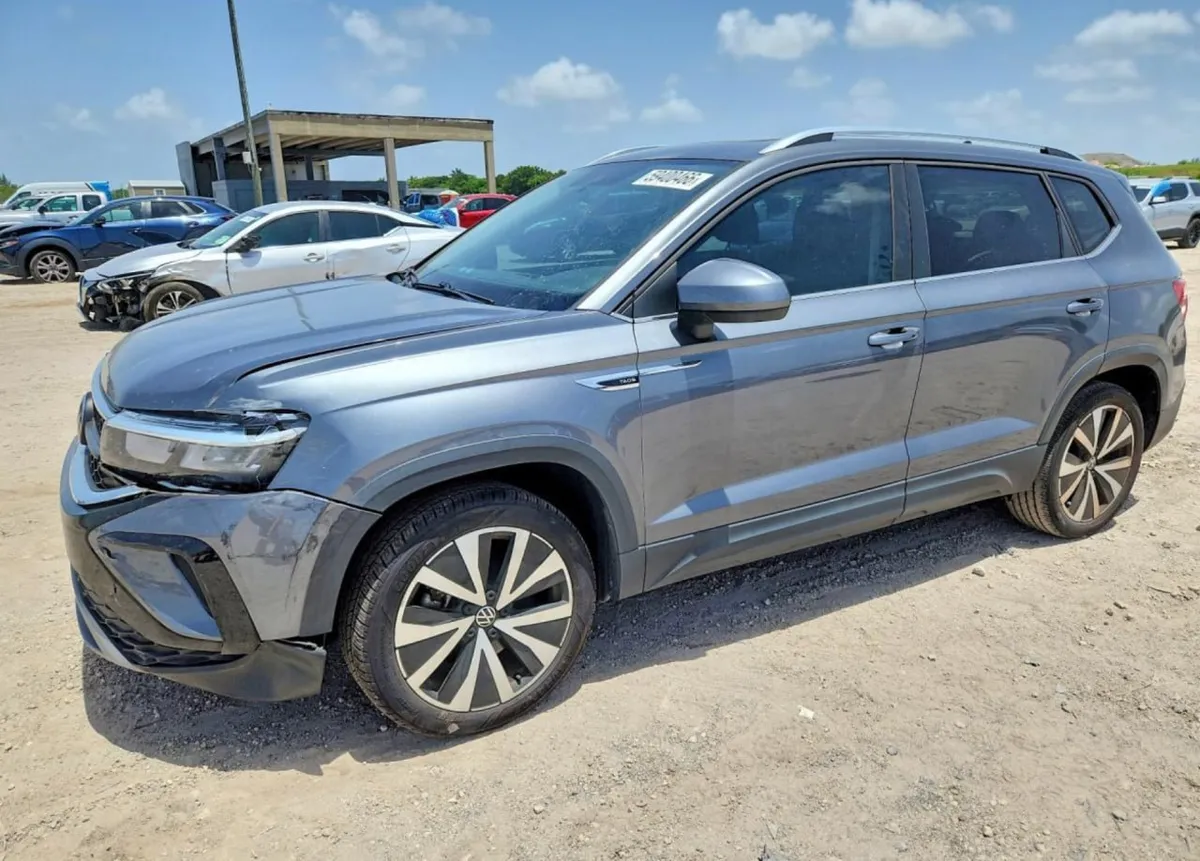VOLKSWAGEN TAOS SE 2022