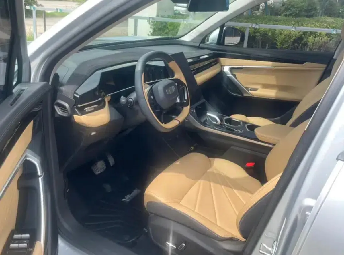 GEELY BOYUE L 2023