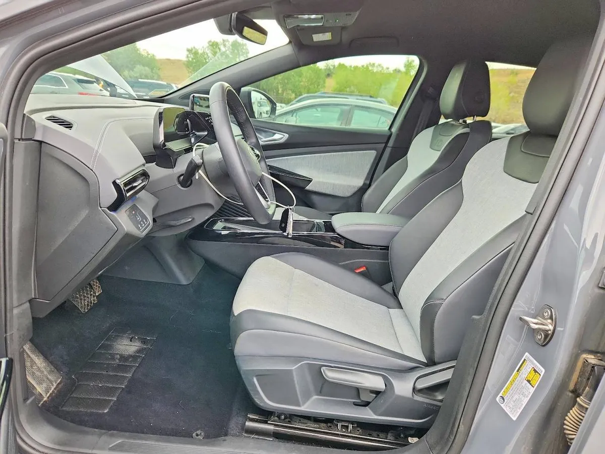 VOLKSWAGEN ID PRO 2023