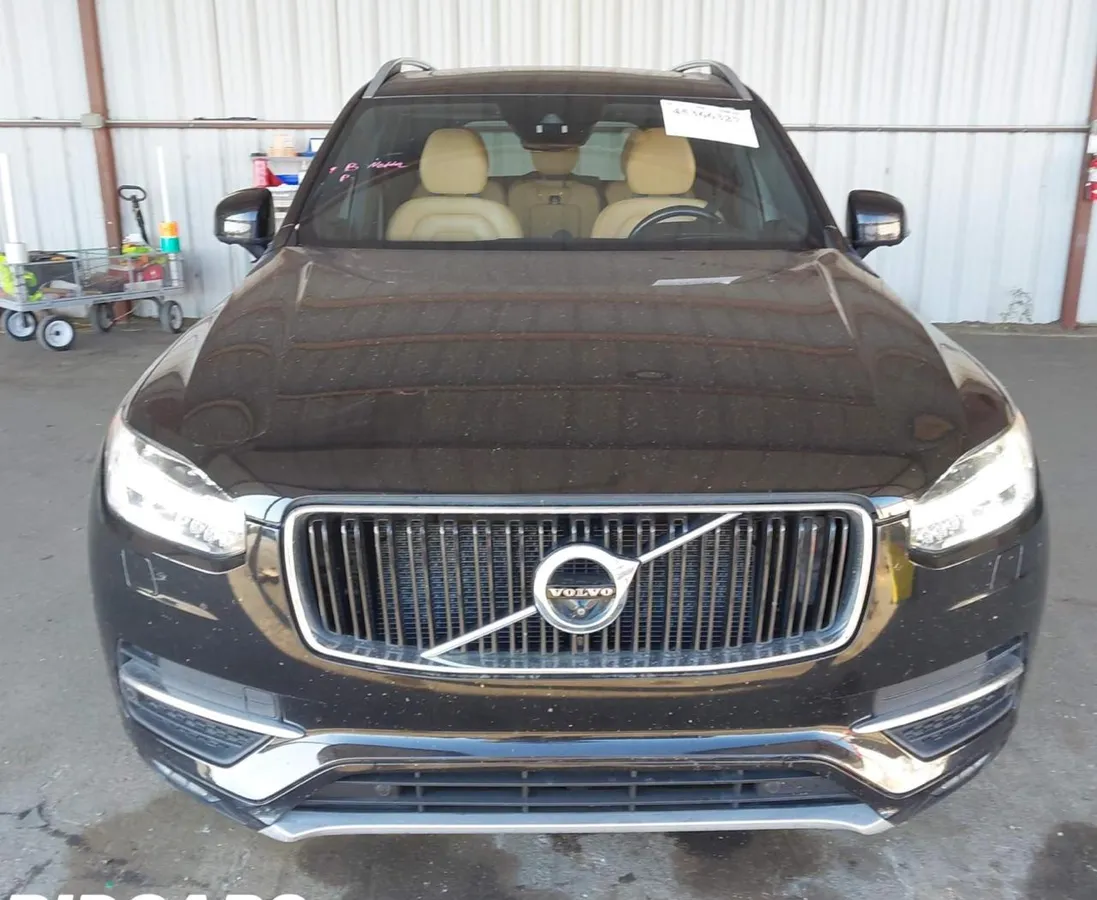 VOLVO XC90 T6 MOMENTUM 2018