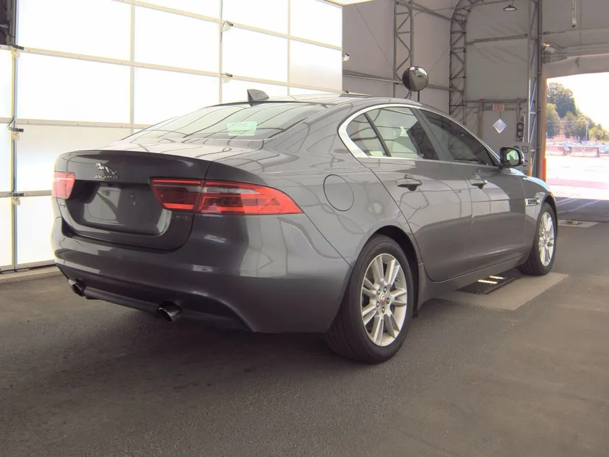 JAGUAR XE PREMIUM 2019