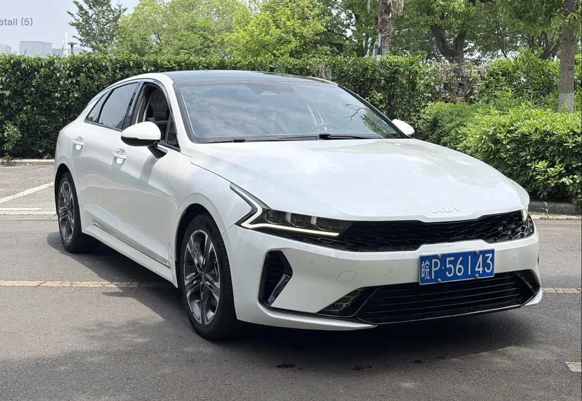 KIA K5 REFRESH МОЩНЫЙ ТОП-МОТОР 2.0Т (ИНДЕКС 380T) + КЛАССИЧЕСКИЙ АВТОМАТ (АКПП) 2022