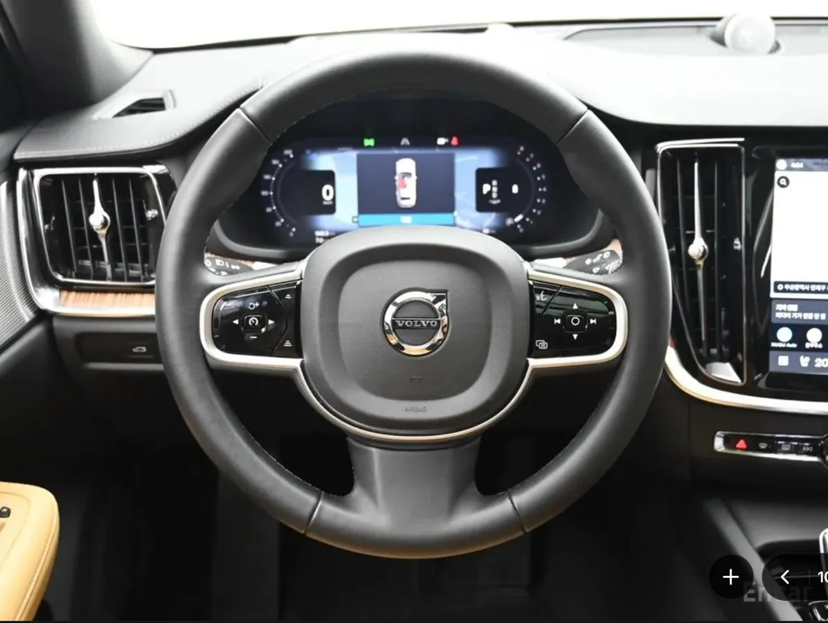 VOLVO V60 CROSS COUNTRY B5 2024