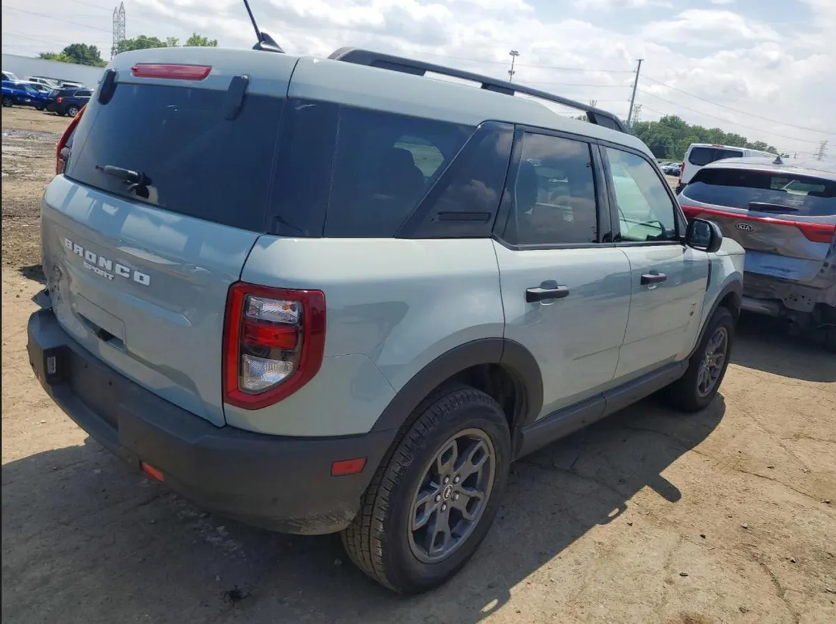 FORD BRONCO 2023
