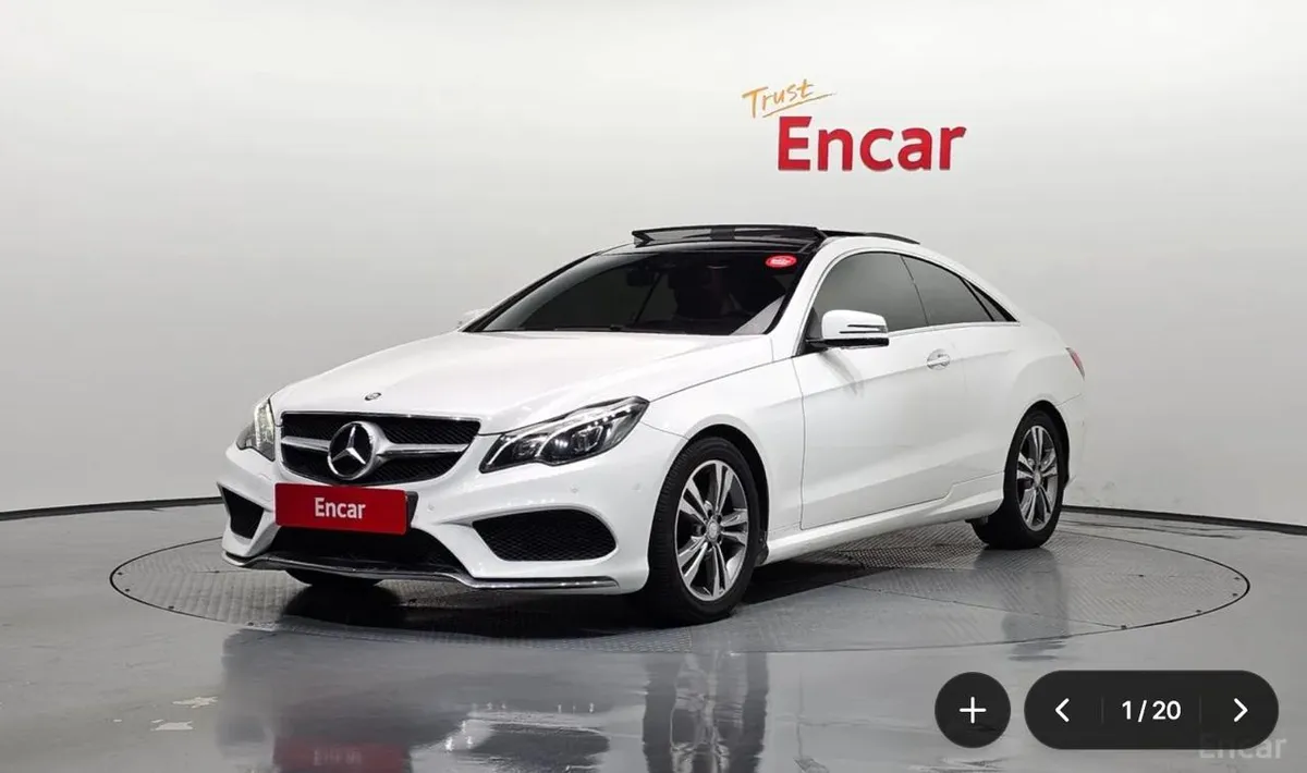 MERCEDES-BENZ E200 2015