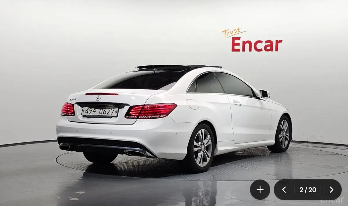 MERCEDES-BENZ E200 2015