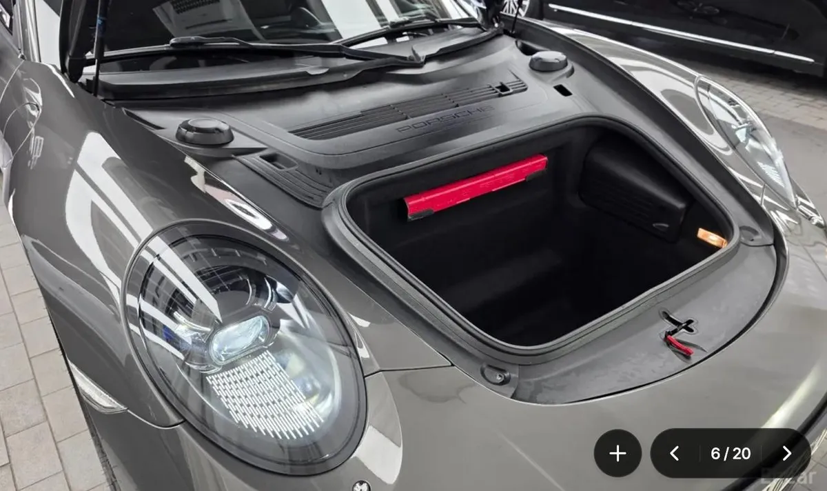 PORSCHE 911 CARRERA 2017