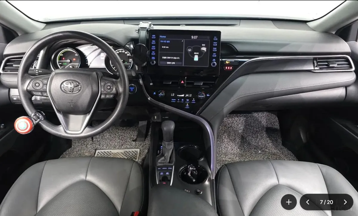 TOYOTA CAMRY 2022