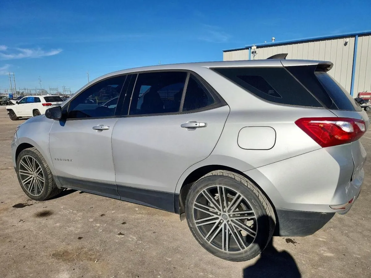 CHEVROLET EQUINOX LS 2018
