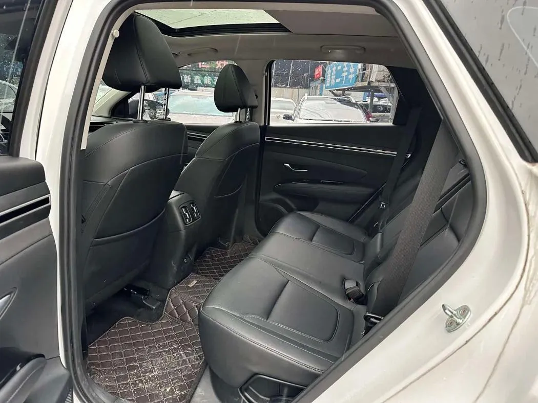 HYUNDAI TUCSON PREMIUM 2022
