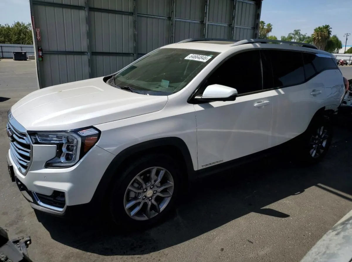 GMC TERRAIN SLT 2023
