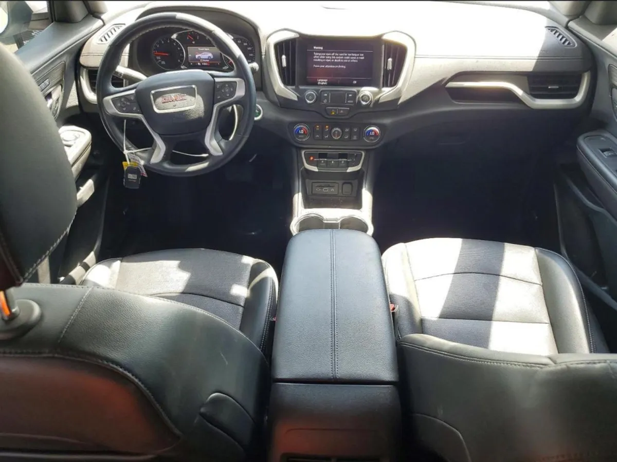 GMC TERRAIN SLT 2023