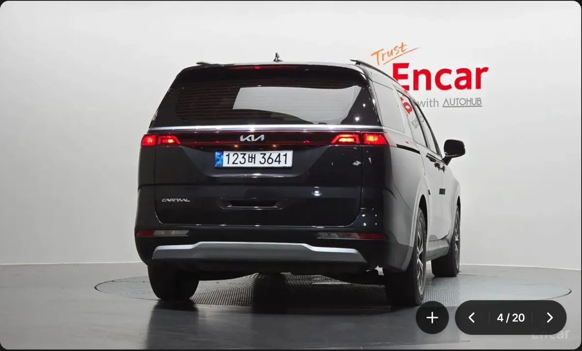 KIA CARNIVAL 2023