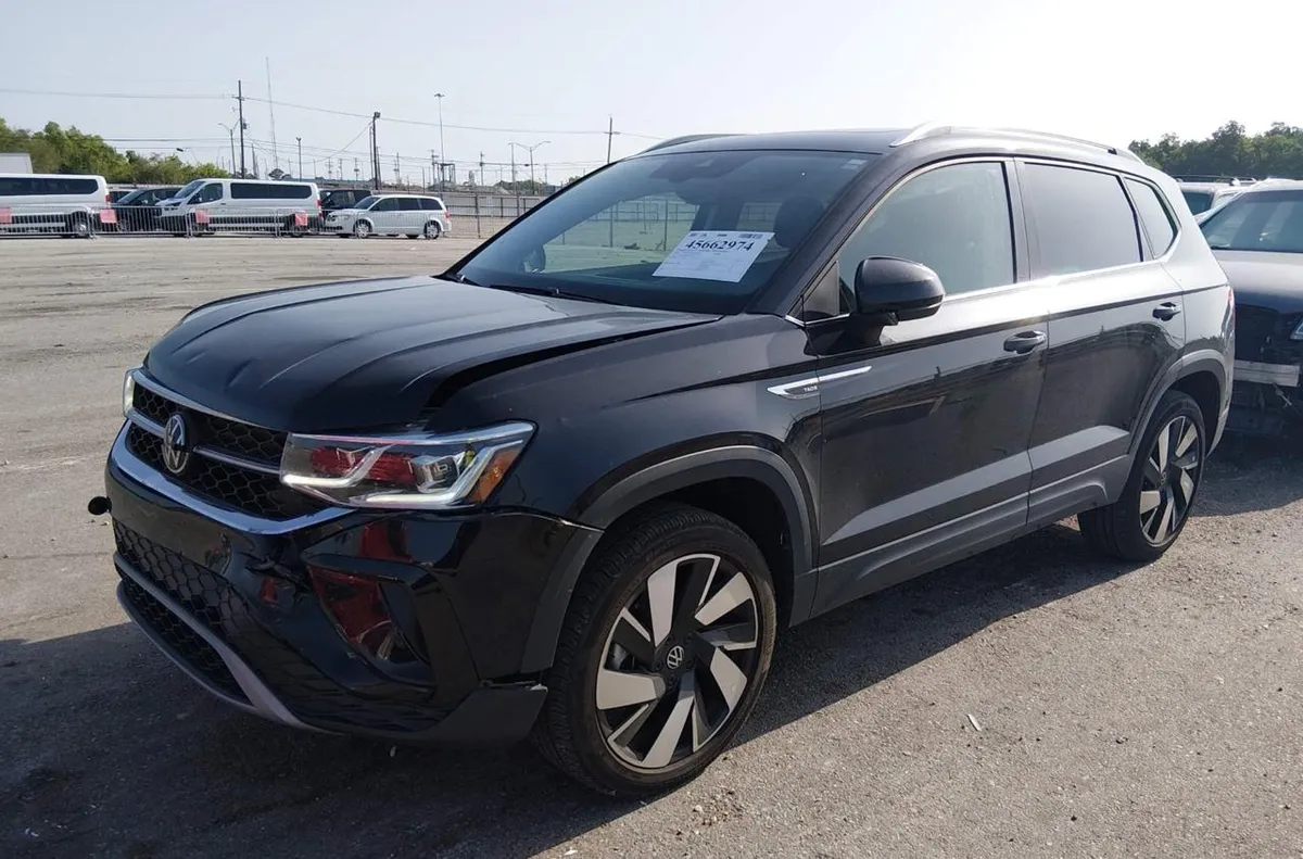 VOLKSWAGEN TAOS SEL 2023