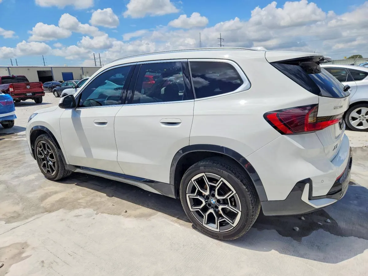 BMW X1 XDRIVE28I 2024