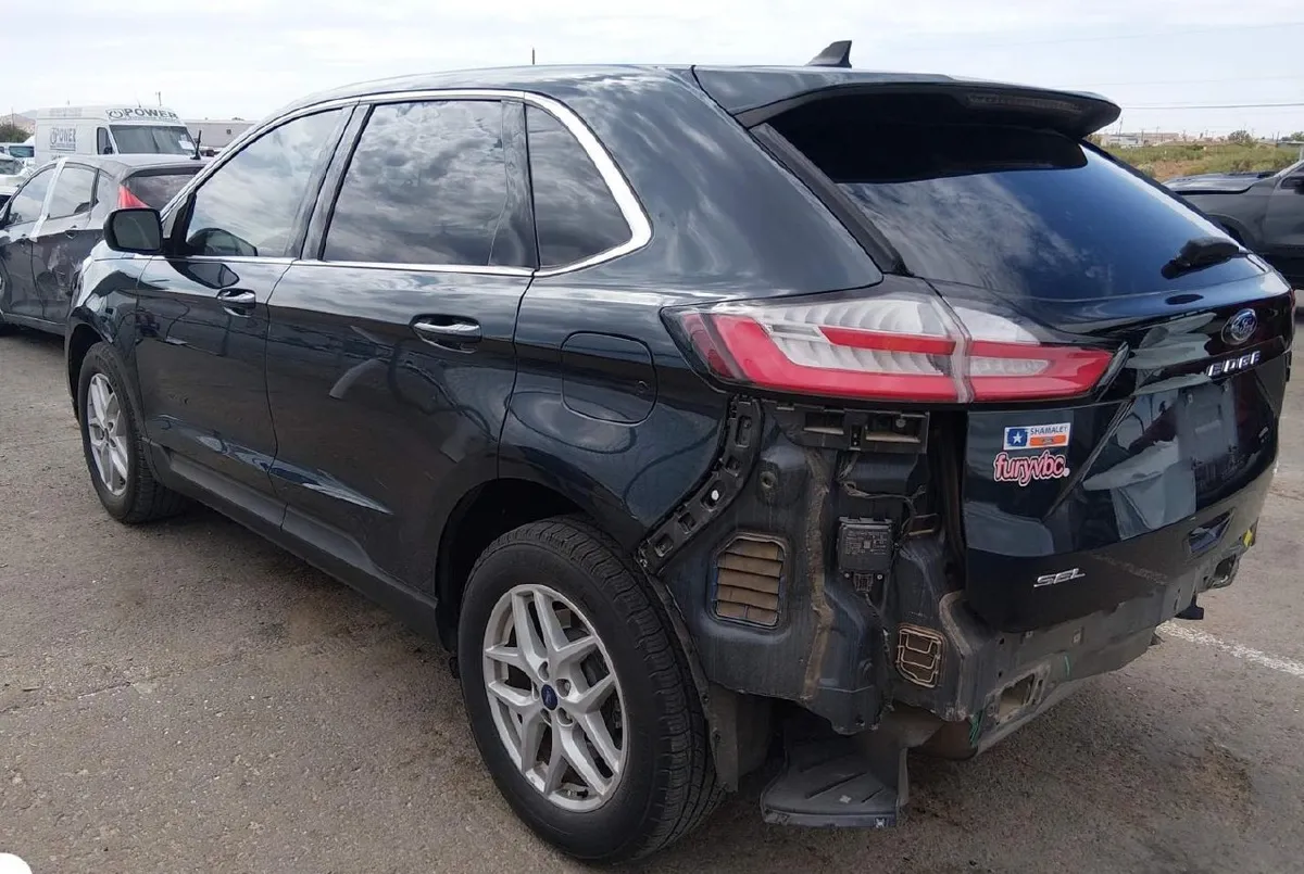 FORD EDGE SEL 2022