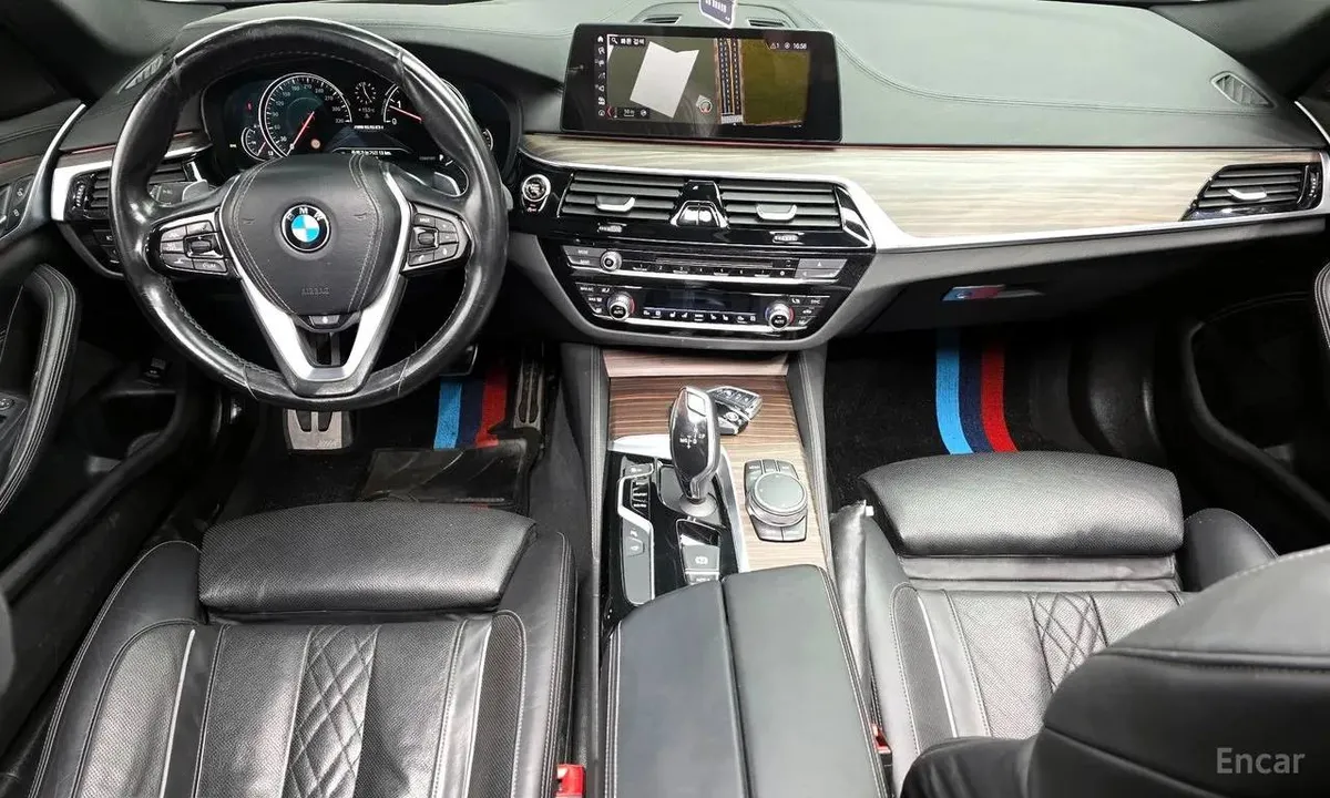 BMW 5 SERIES 2017